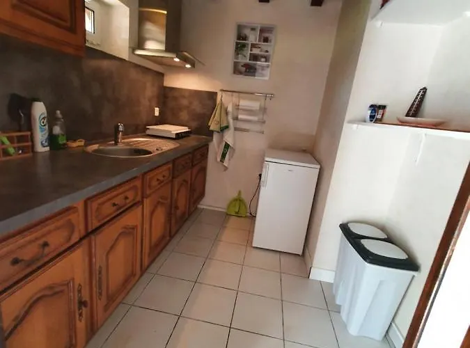 Holiday home Studio Privatif Et Sa Piscine Aux Agapanthes De Cromel - Le Mont Saint-michel Saint-Quentin-sur-le-Homme